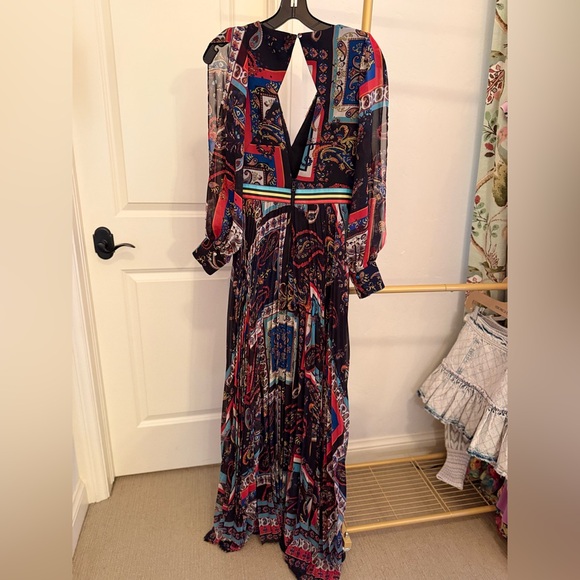 Alice + Olivia Gown with Bishop Sleeves - Picture 4 of 8